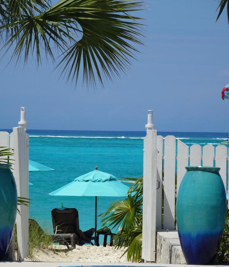 Sibonne Beach Hotel Grace Bay Kültér fotó