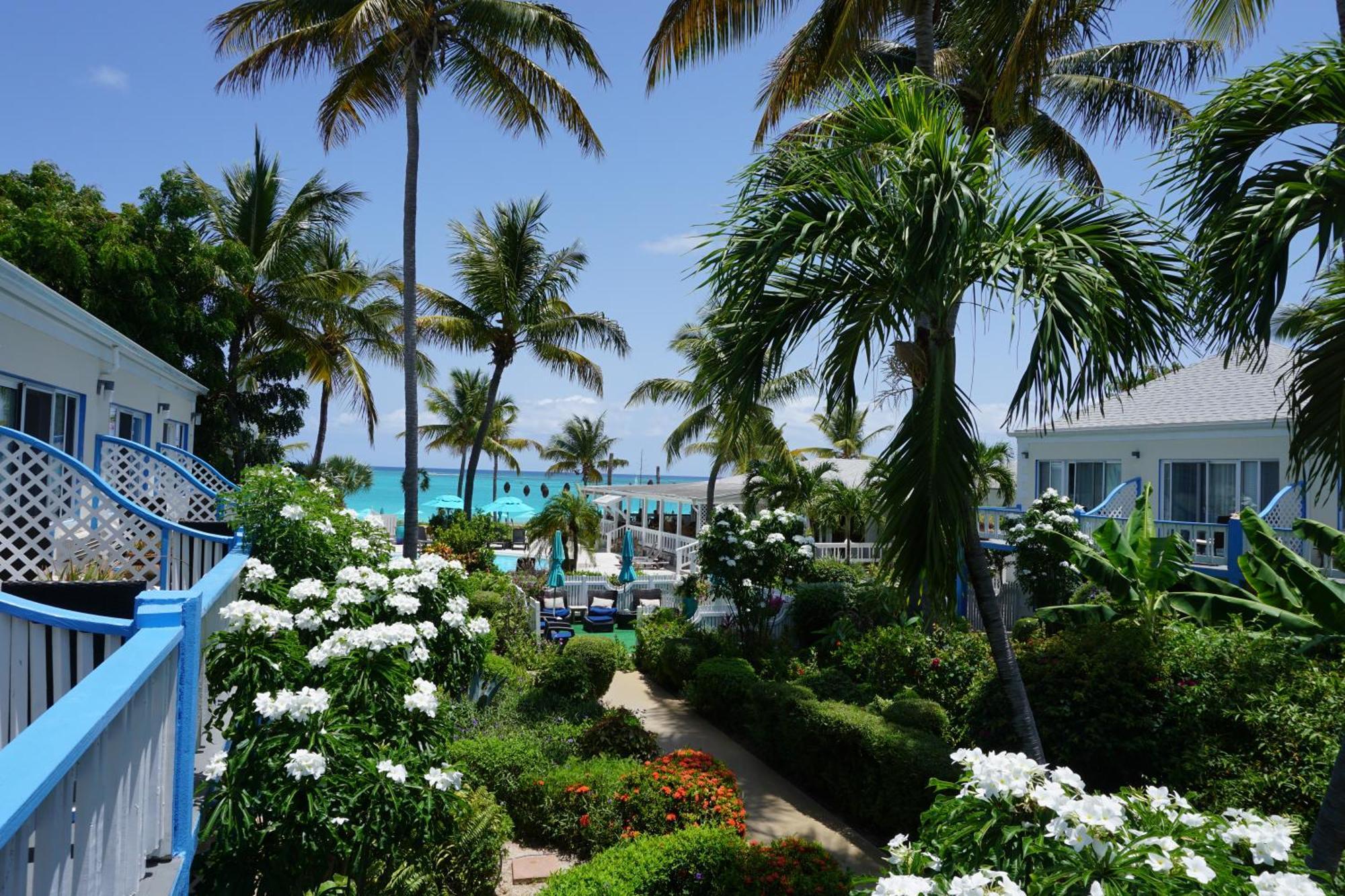 Sibonne Beach Hotel Grace Bay Kültér fotó