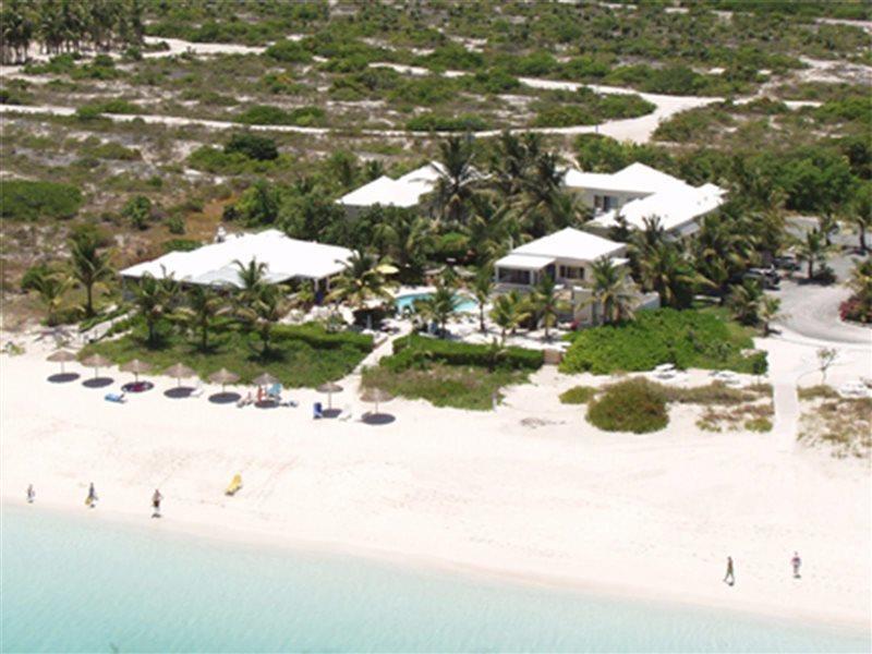 Sibonne Beach Hotel Grace Bay Kültér fotó